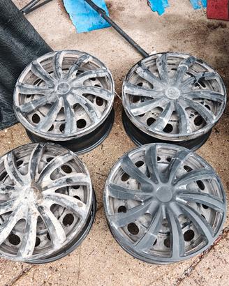 Cechi in ferro + Borchie WW/Audi/Seat/Skoda
