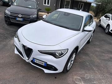 Alfa Romeo Stelvio 2.2 Turbodiesel 210 CV AT8 Q4 E