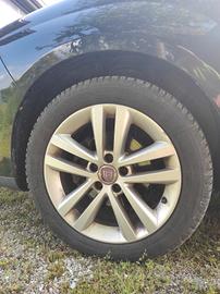 Cerchi in lega con gomme 4 stagioni seminuove