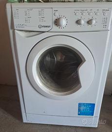 Lavatrice indesit