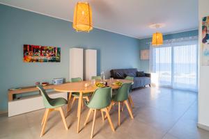 Pilar apartament vista mare