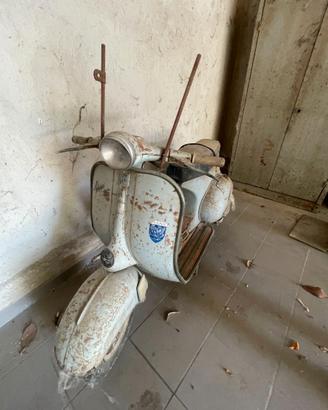 VESPA 125 (MAGGIO 1972) DA RESTAURARE