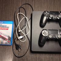 PS4 slim con 2 controller in perfetta condizione