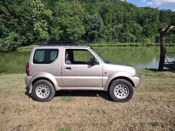 Suzuki Jimny 1.3 GPL Autocarro- 4x4 con ridotte