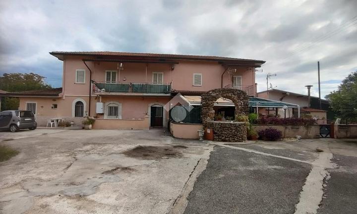 CASA INDIPENDENTE A CASSINO