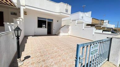 VILLA A SCHIERA A RACALE