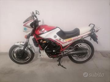 honda vf 400 f