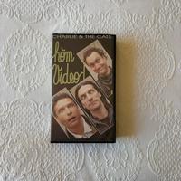 Videocassetta “Hòm Video” di Charlie e The cats