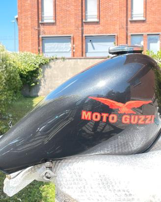 Motoguzzi Florida 650 serbatoio