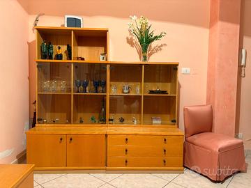 Set di mobili in legno anni .70