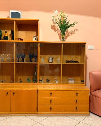 Set di mobili in legno anni .70