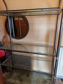 Mobile in acciaio inox e ottone