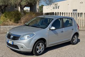 Dacia Sandero 1.4 8V GPL Lauréate