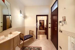 5 LOCALI A SAN CESARIO DI LECCE