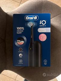 Spazzoliono elettrico oral b