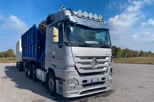 Mercedes actros 3251 Scarrabile 4 assi