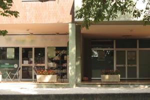 Locale commerciale 80 mq con 2 vetrine a foligno
