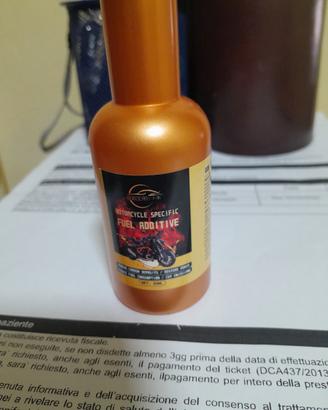 4 conf Additivo benzina per moto/scooter.