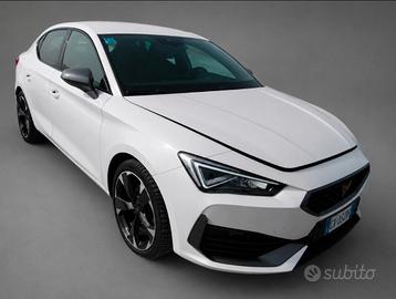 Cupra Leon 1.5 HYBRID 150Cv DSG
