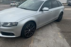 AUDI A4 2.0TDI 143 CV AUTOMATICA