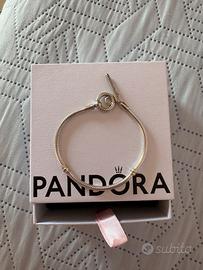 Bracciale Pandora con chiusura a T