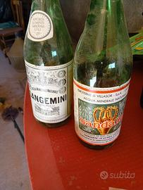 bottiglia d'acqua anni ottanta 