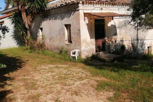 Casa con terreno urbano