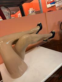 gambe  da parete per esposizione scarpe e calze