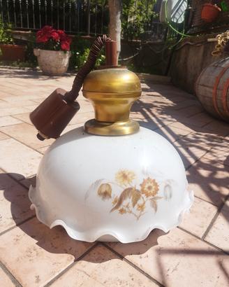 Lampadario vintage da tetto in vetro opalino 