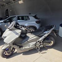 YAMAHA T-Max 560 560