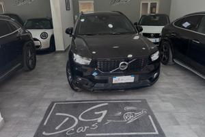 Volvo XC40 R-DESIGN LET-NAVI-TETTO