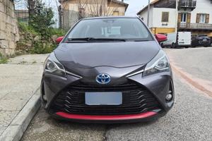 Toyota Yaris Hibrid fine 2018