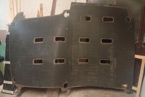 RIVESTIMENTO PAVIMENTO POSTERIORE PER VW T5 