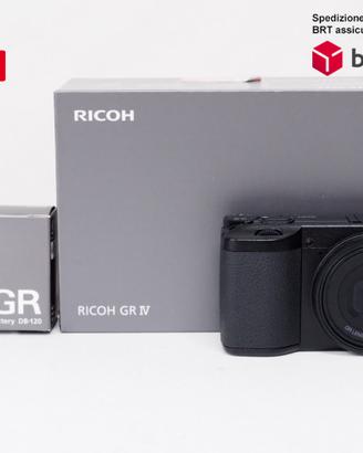 Ricoh GR IV