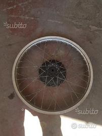 Cerchio anteriore Yamaha xt 550 e 400