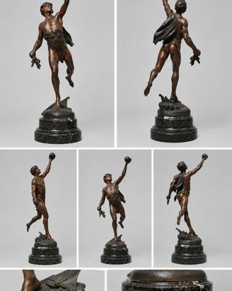 Scultura firmata E. Picault “Gloire aux Sports” 