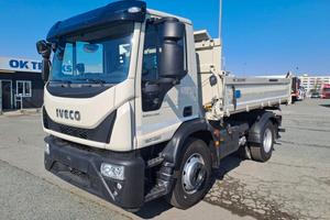 IVECO EUROCARGO ML160E32K ribaltabile trilaterale