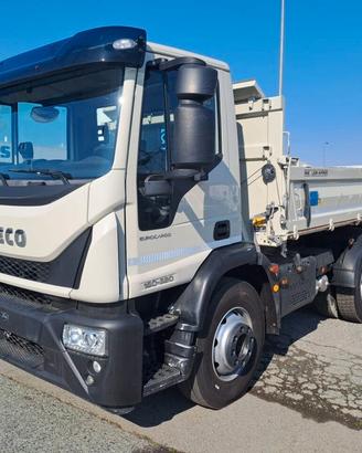 IVECO EUROCARGO ML160E32K ribaltabile trilaterale