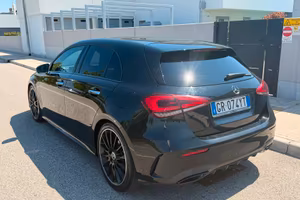 Mercedes A180 Premium amg neopatentati