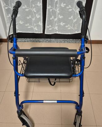Deambulatore con cestino e seduta
