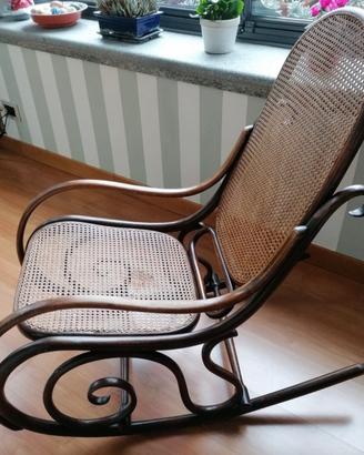 Sedia a dondolo Thonet fine 800