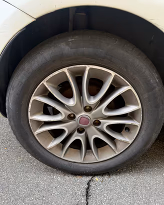 Cerchi e gomme in lega 15 punto evo