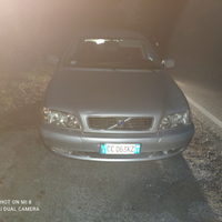 Volvo V40 x pezzi di ricambio