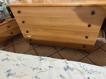 Cassettiera e comodino Ricci casa