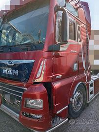 Man Tgx 580 incidentato 