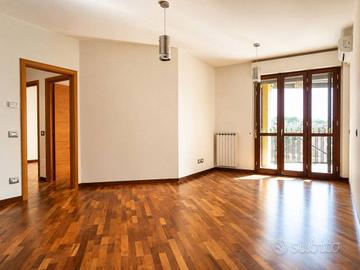 Appartamento di 78 m² con 3 locali e box auto a Te