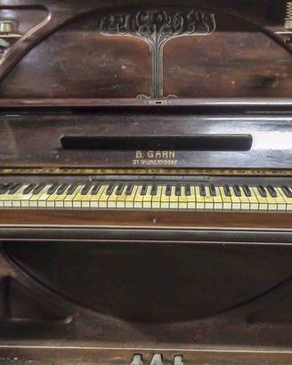 Pianoforte verticale