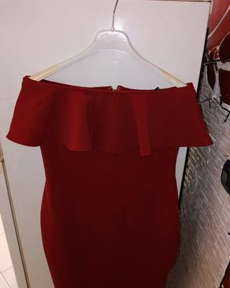 Abito scollato bordeaux
