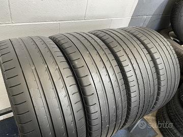 Pneumatici 225/45 r17 94y - Accessori Auto In vendita a Mantova