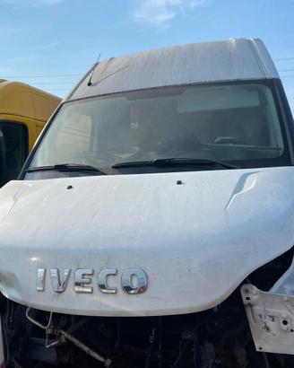iveco daily 35 del 2014 per ricambi